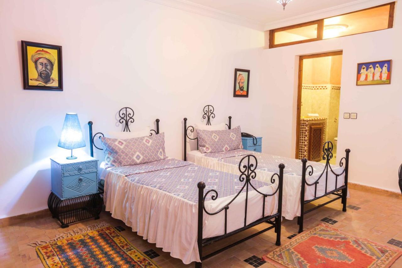 Riad Al Khansaa Эс-Сувейра Экстерьер фото