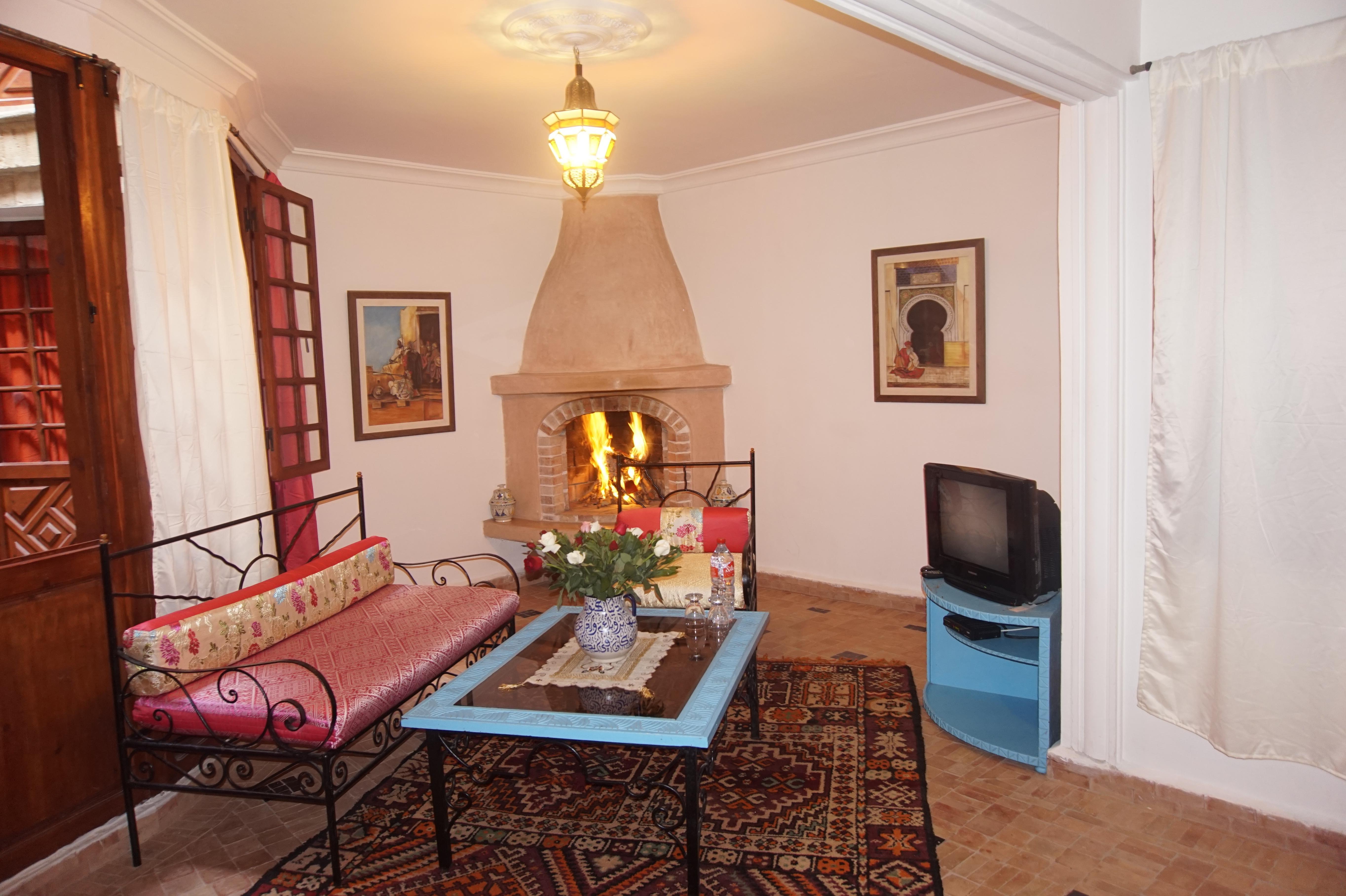 Riad Al Khansaa Эс-Сувейра Экстерьер фото